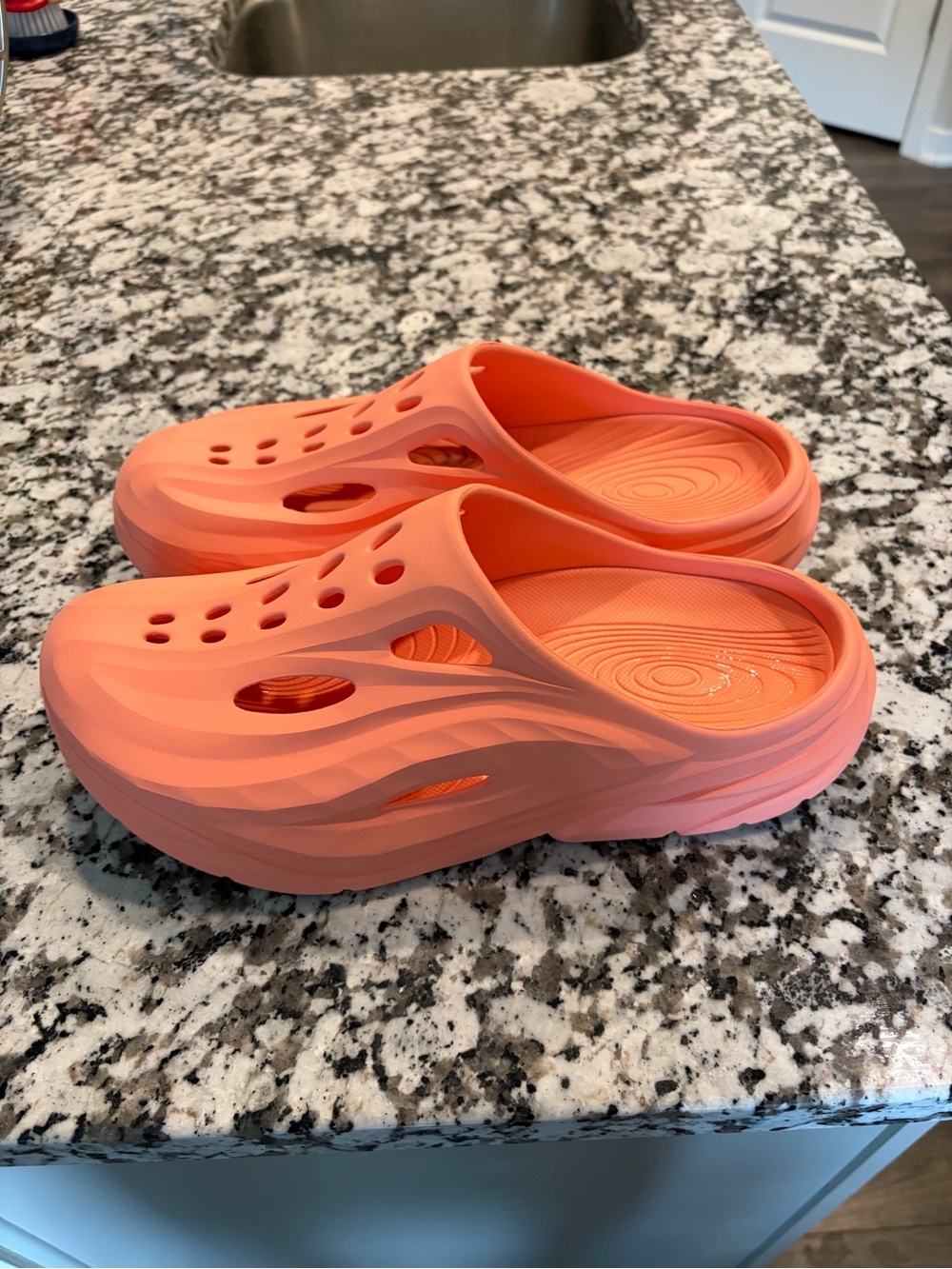 Hoka Ora Recovery Mule
